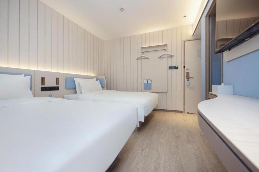 Hotel Hanting Xiangyang Road